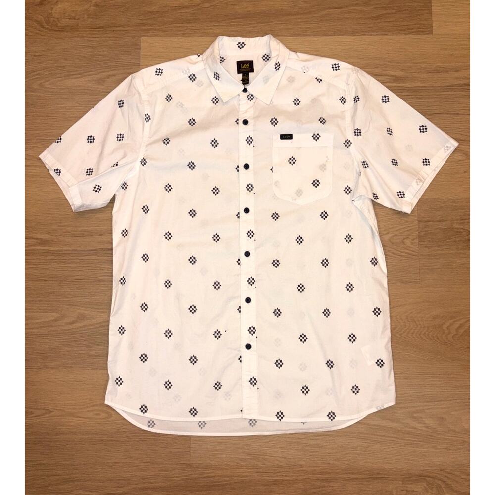 Lee southwestern design white short sleeve button up mens shirt size Large